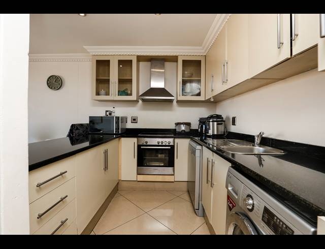 1 BEDROOM APARTMENT FOR SALE IN POINT WATERFRONT
